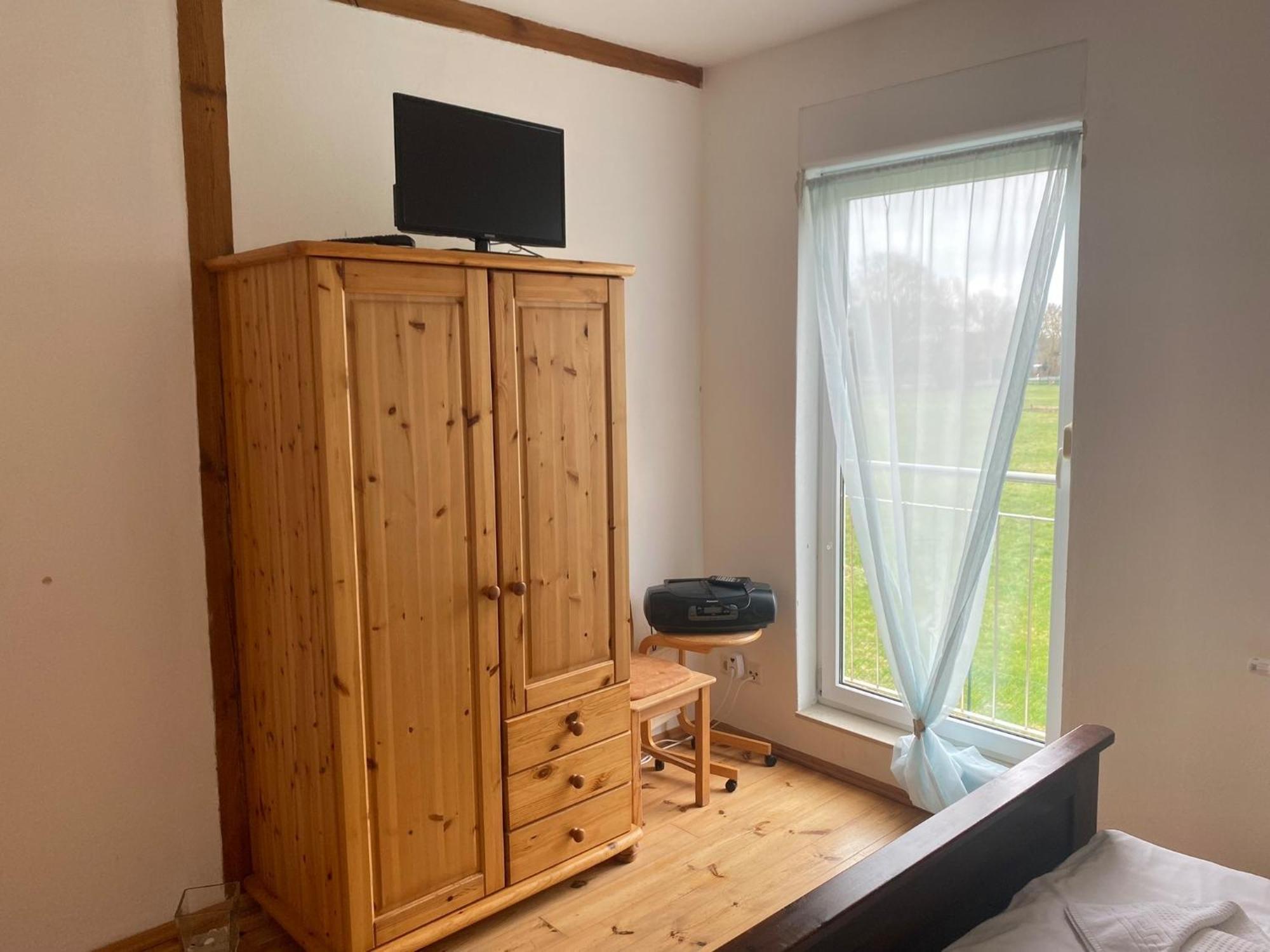 Ferienhaus "Am Wald" Behrenwalde Екстер'єр фото